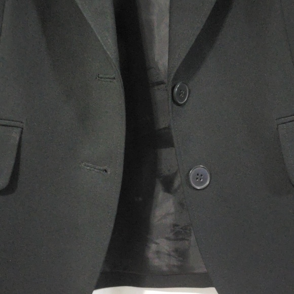 Blazer - Picture 3 of 5